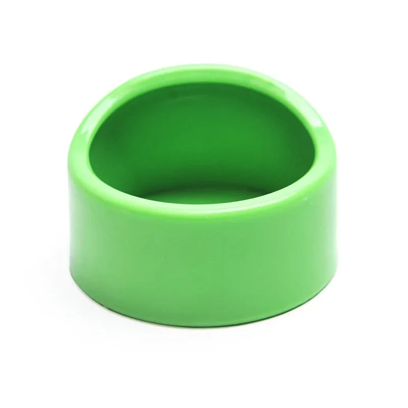 Ceramic style pet bowl.
