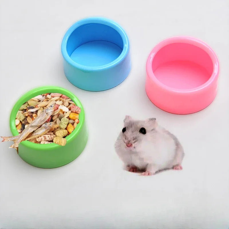 Ceramic style pet bowl.
